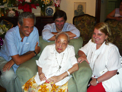 Florentina cumple 99 años y se lo festejamos