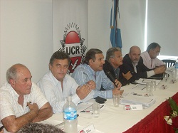 La UCR designó a la Junta Electoral Nacional y ratificó las Internas Abiertas para el 30 de abril