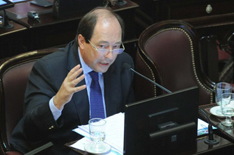 Sanz: “La ceguera y la impericia del gobierno profundiza los problemas”