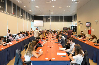 Pasemos de la concientización a la votación