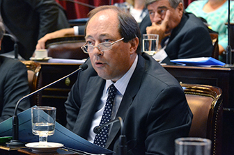 Sanz: «El Vicepresidente debería dar un paso al costado»